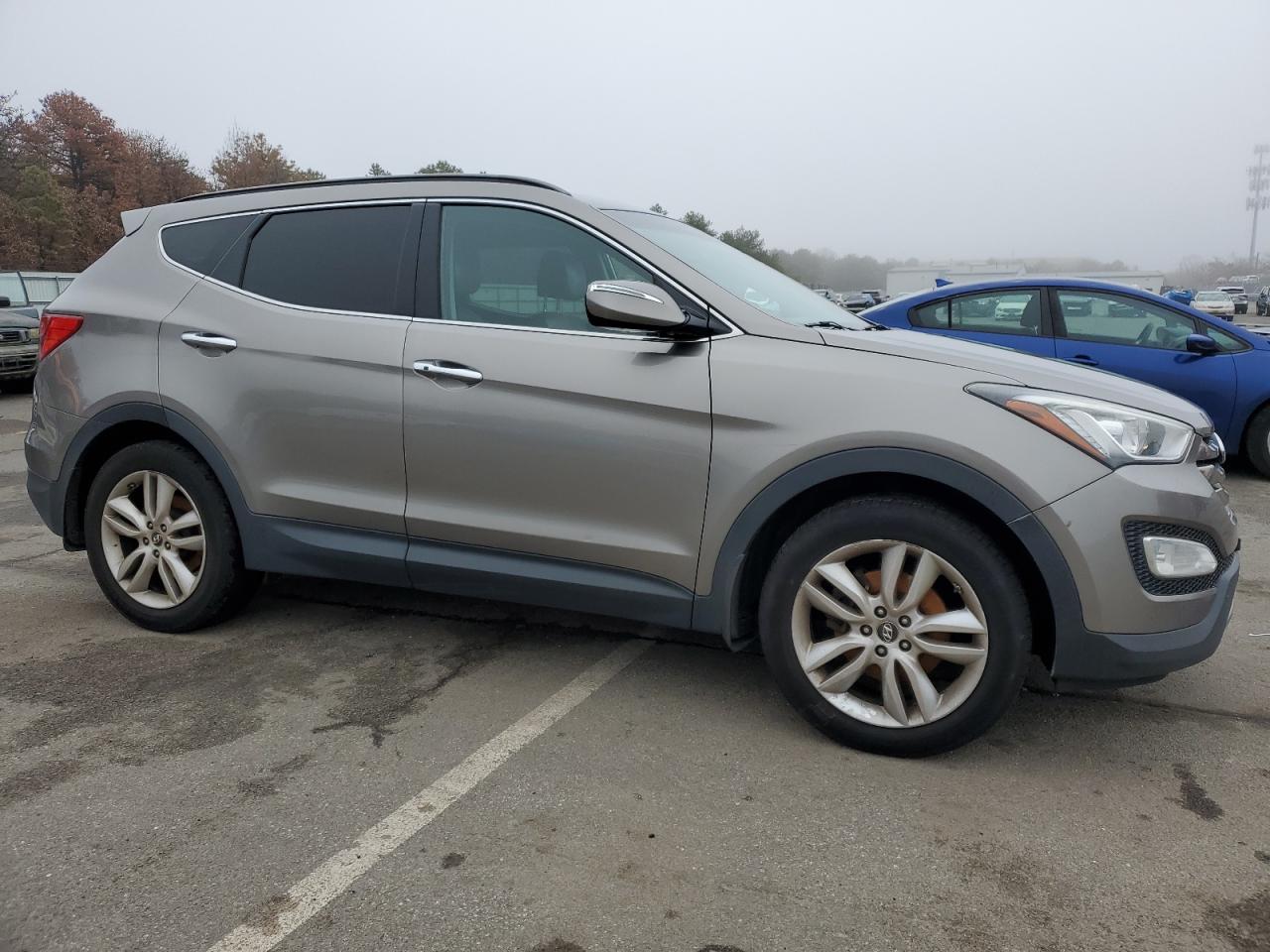 Photo 3 VIN: 5XYZUDLA5EG202762 - HYUNDAI SANTA FE 