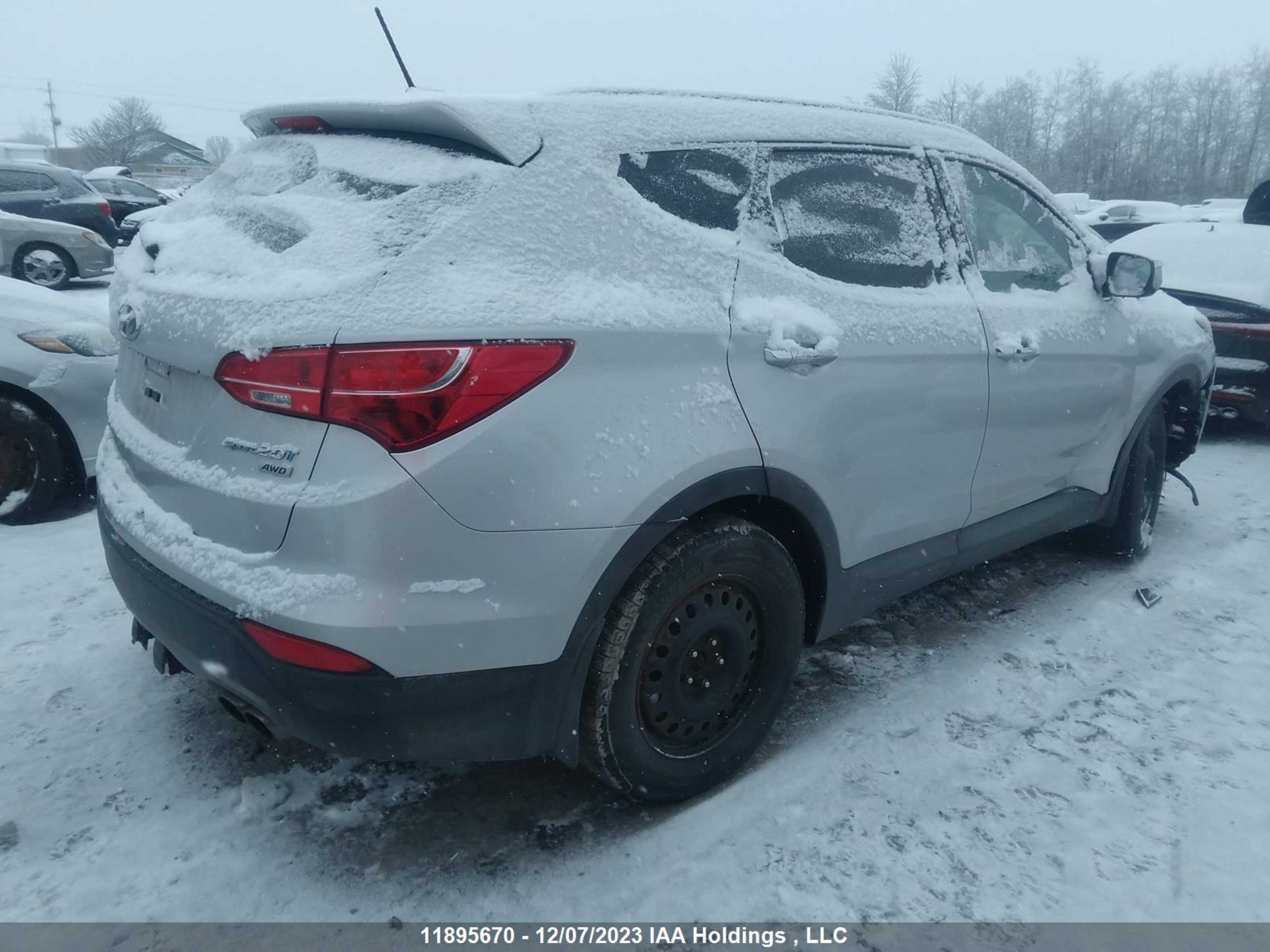 Photo 3 VIN: 5XYZUDLA5EG221022 - HYUNDAI SANTA FE 