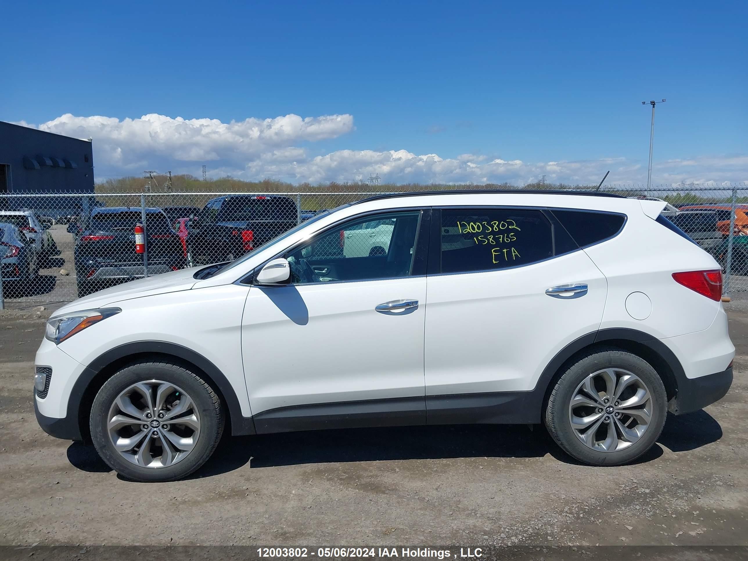 Photo 14 VIN: 5XYZUDLA9EG158765 - HYUNDAI SANTA FE 