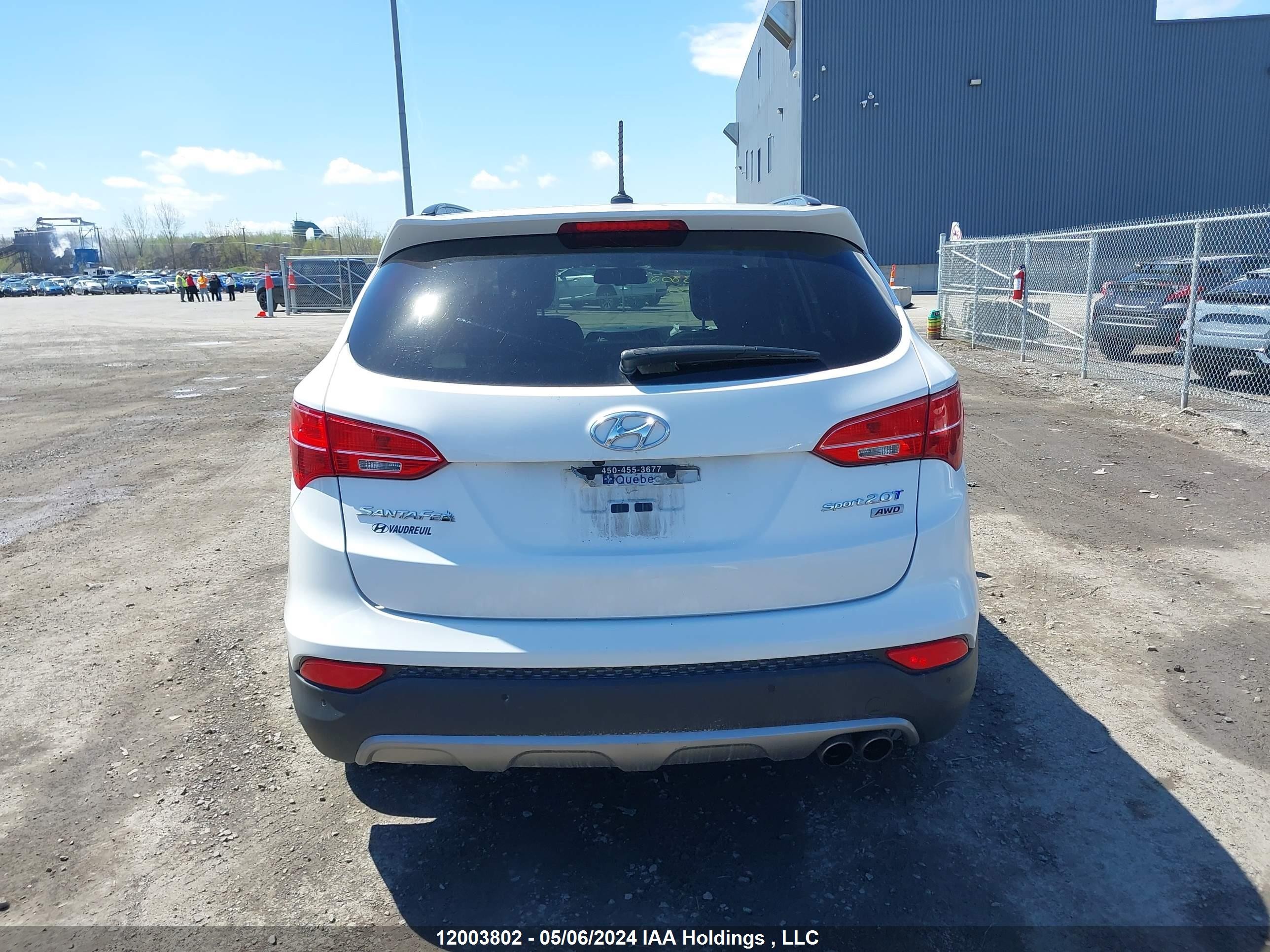 Photo 16 VIN: 5XYZUDLA9EG158765 - HYUNDAI SANTA FE 