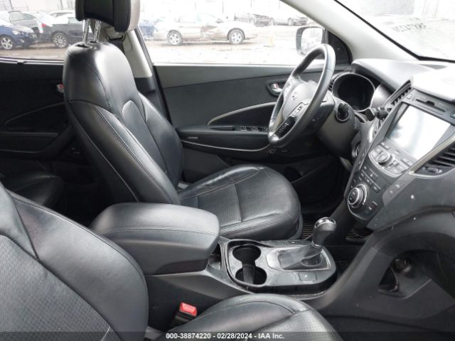 Photo 4 VIN: 5XYZUDLA9EG200688 - HYUNDAI SANTA FE SPORT 