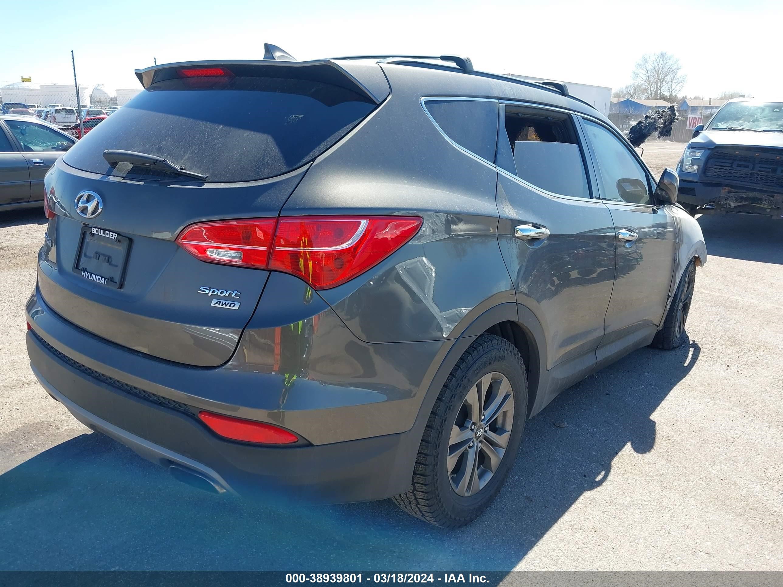 Photo 3 VIN: 5XYZUDLB0EG182266 - HYUNDAI SANTA FE 