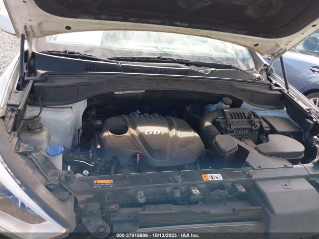 Photo 9 VIN: 5XYZUDLB0GG345677 - HYUNDAI SANTA FE SPORT 