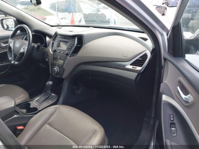 Photo 4 VIN: 5XYZUDLB1DG085107 - HYUNDAI SANTA FE SPORT 