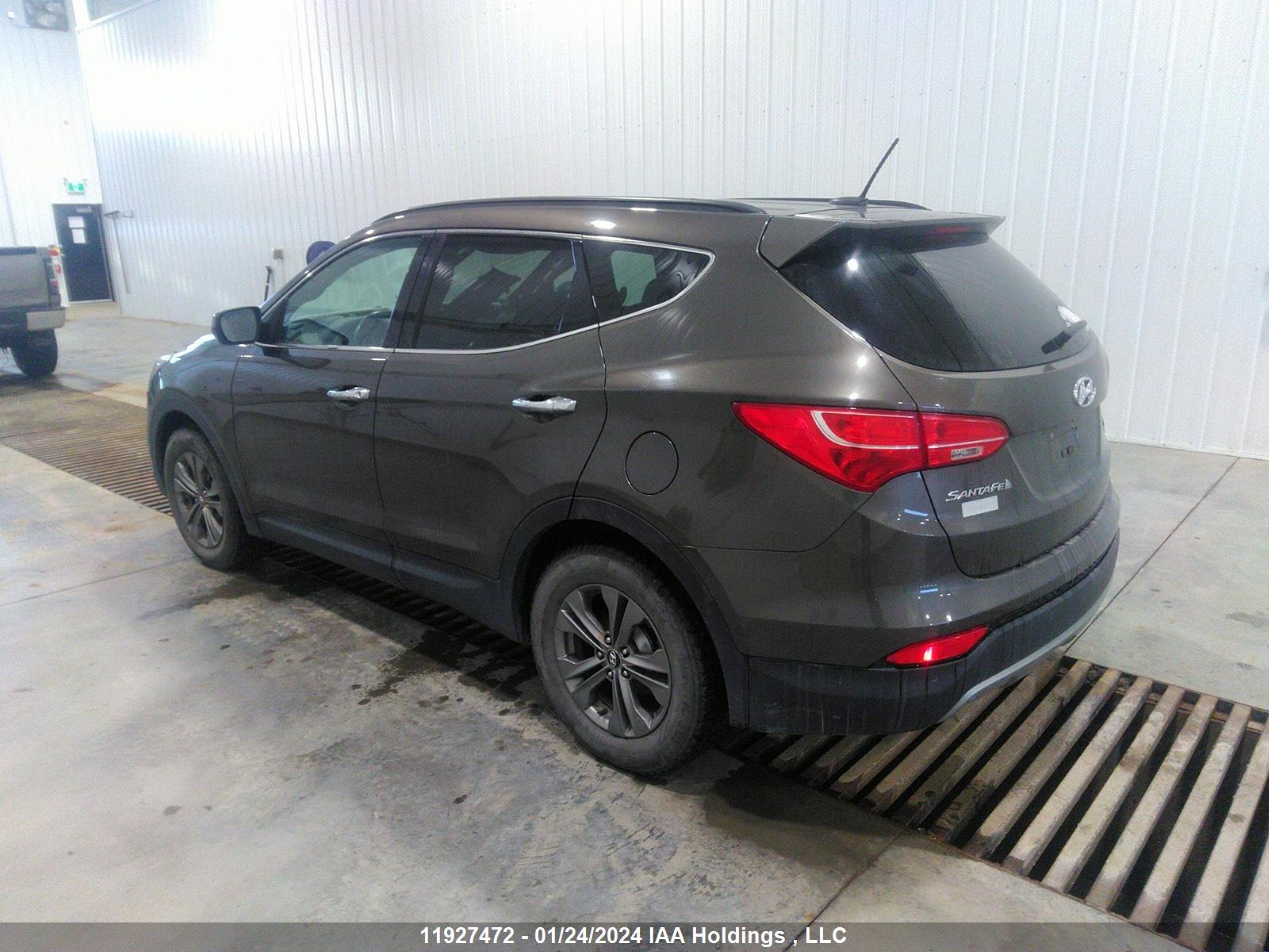 Photo 2 VIN: 5XYZUDLB1EG167971 - HYUNDAI SANTA FE 