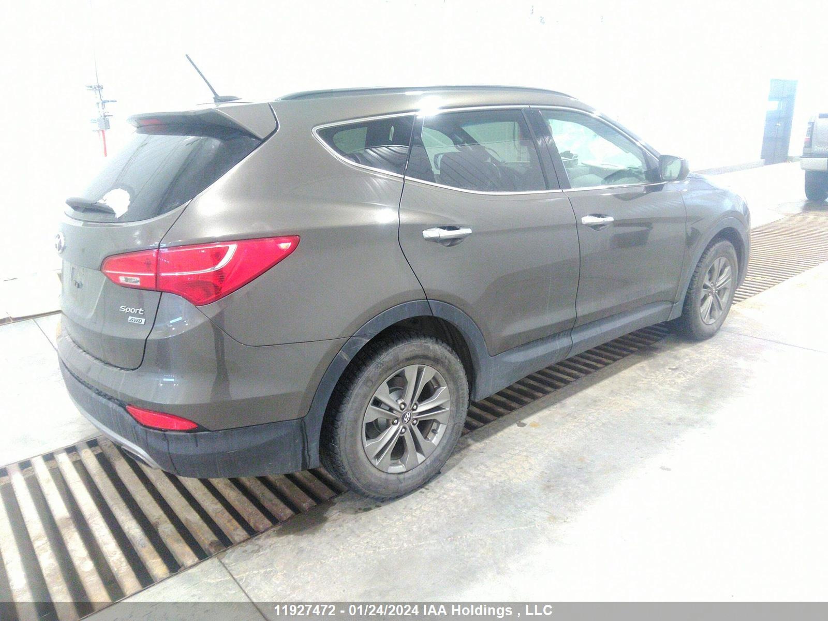 Photo 3 VIN: 5XYZUDLB1EG167971 - HYUNDAI SANTA FE 