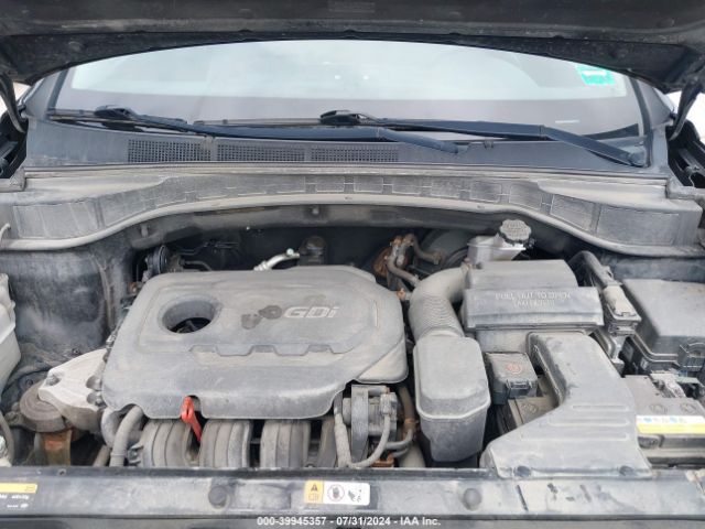 Photo 9 VIN: 5XYZUDLB1HG389981 - HYUNDAI SANTA FE 