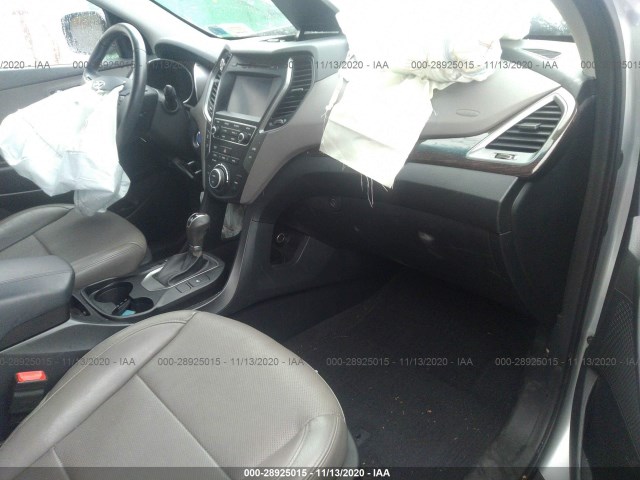 Photo 4 VIN: 5XYZUDLB1HG390385 - HYUNDAI SANTA FE SPORT 