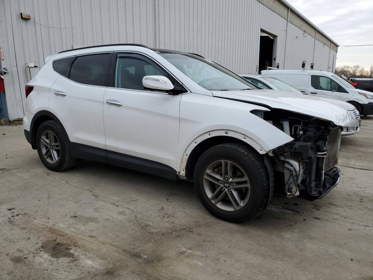 Photo 3 VIN: 5XYZUDLB1HG451895 - HYUNDAI SANTA FE 