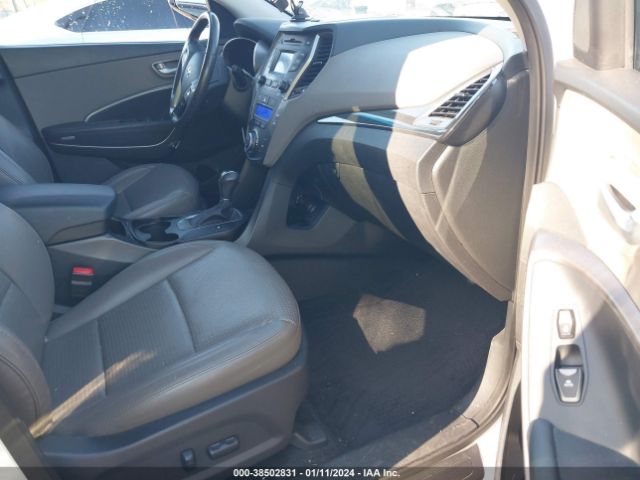 Photo 4 VIN: 5XYZUDLB2FG238595 - HYUNDAI SANTA FE SPORT 