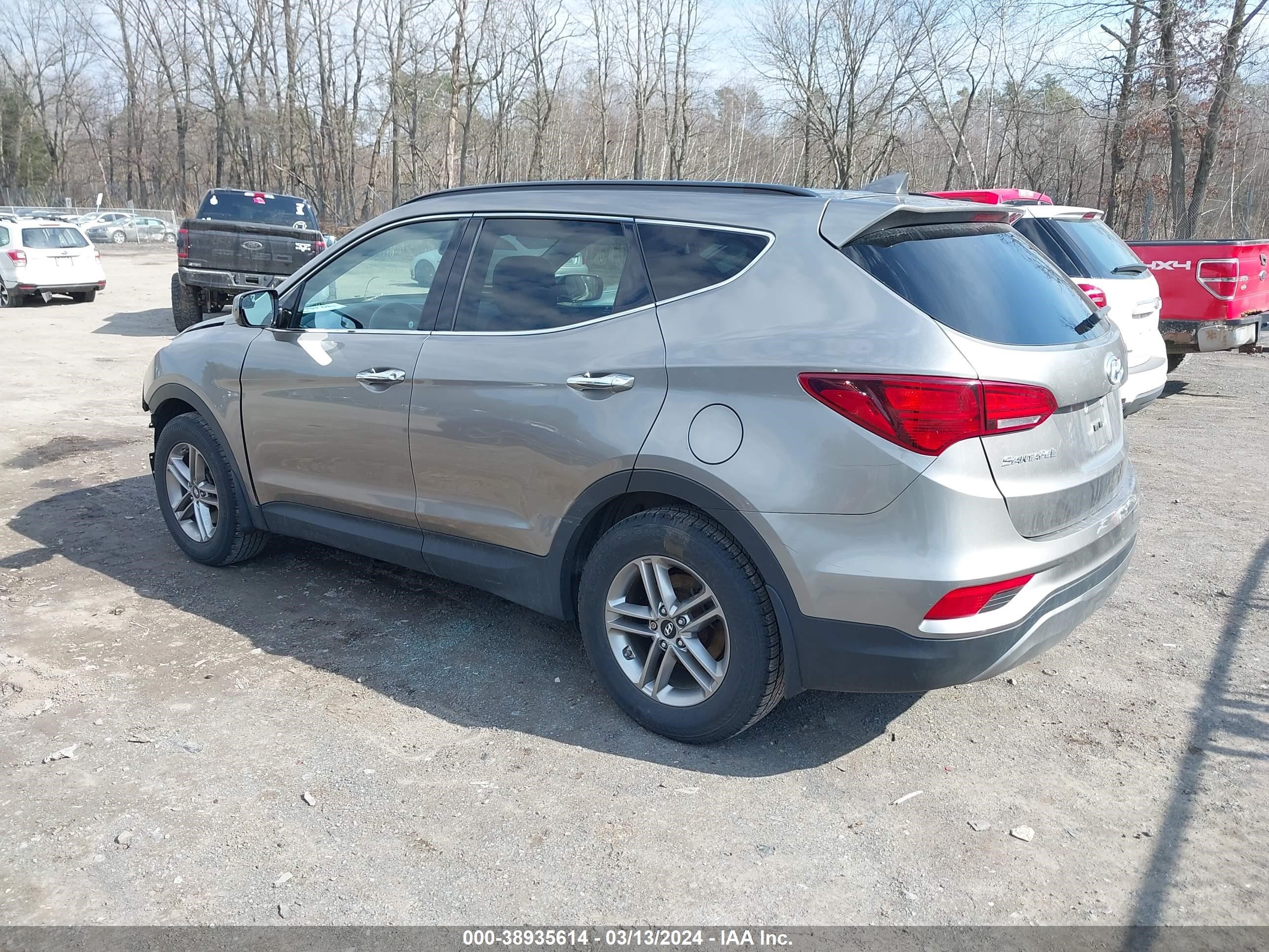 Photo 2 VIN: 5XYZUDLB2HG427654 - HYUNDAI SANTA FE 