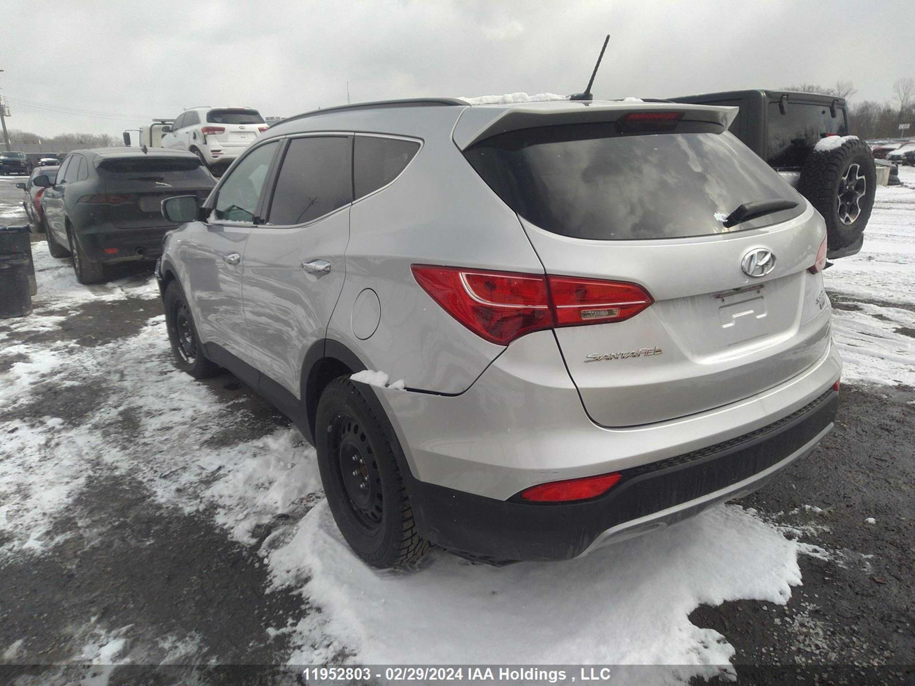 Photo 2 VIN: 5XYZUDLB3EG197134 - HYUNDAI SANTA FE 