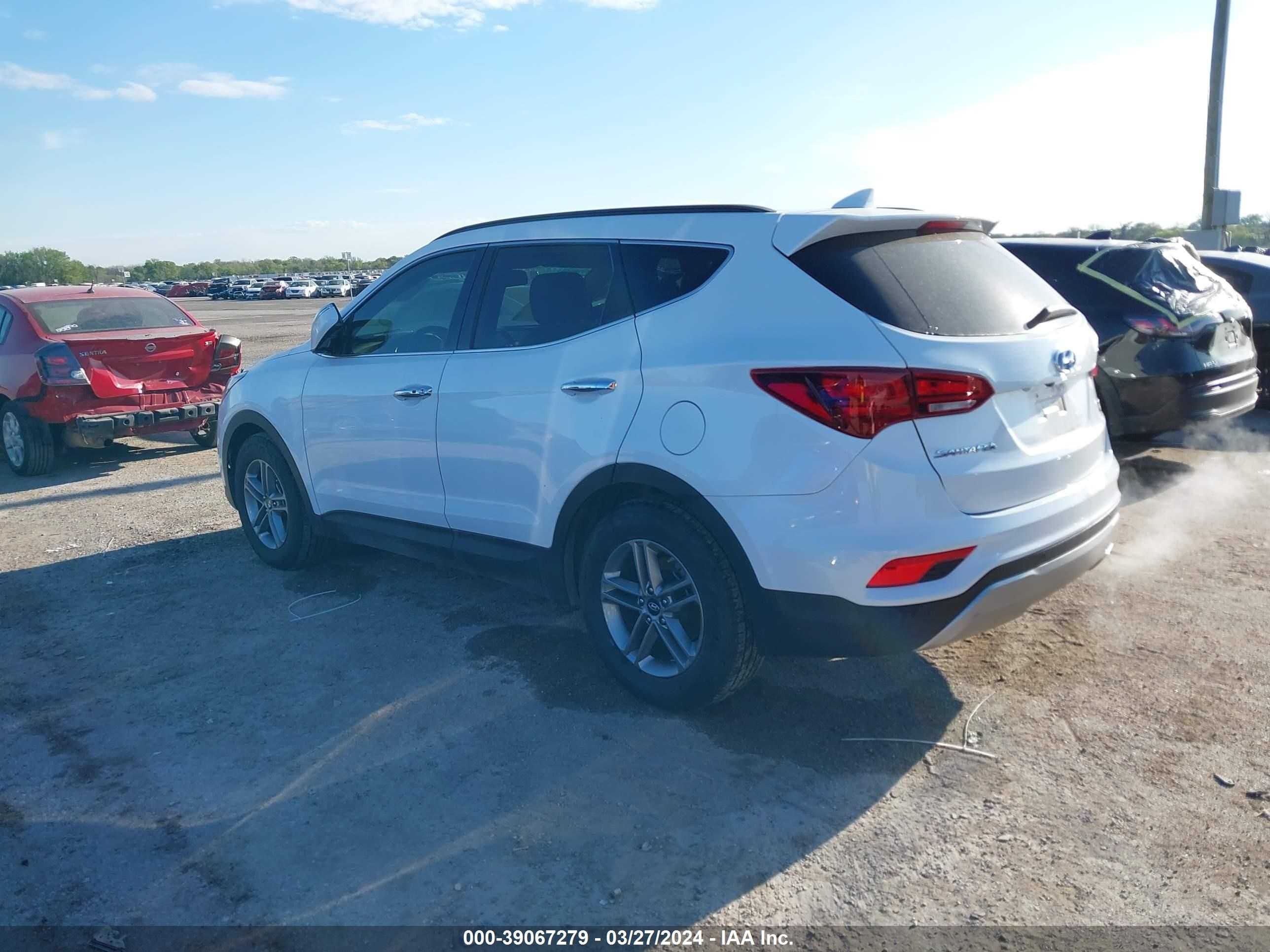 Photo 2 VIN: 5XYZUDLB3HG485529 - HYUNDAI SANTA FE 