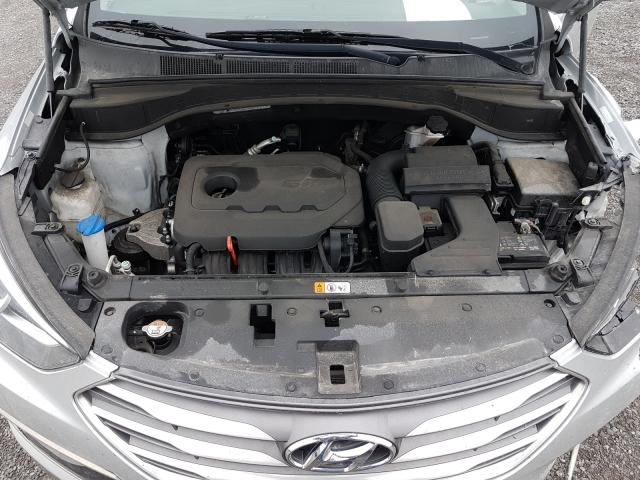 Photo 6 VIN: 5XYZUDLB4JG544562 - HYUNDAI SANTA FE S 