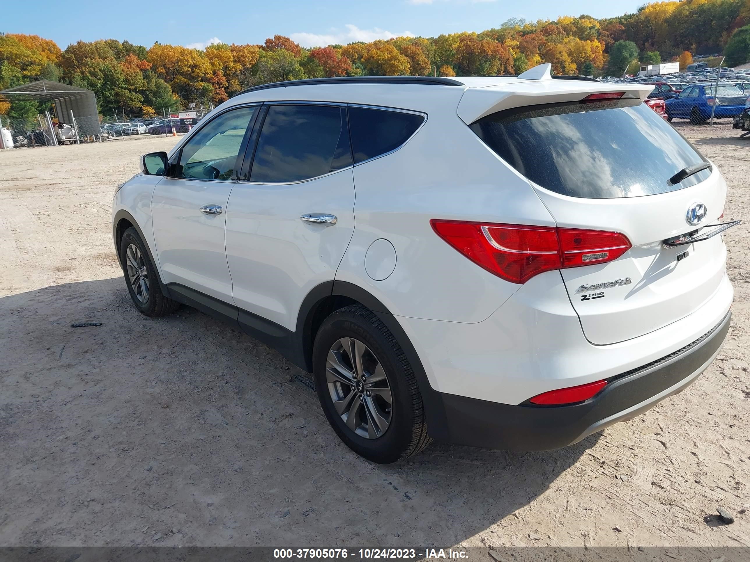 Photo 2 VIN: 5XYZUDLB5FG269808 - HYUNDAI SANTA FE 