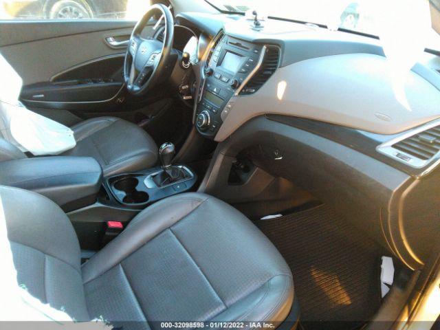 Photo 4 VIN: 5XYZUDLB6EG129863 - HYUNDAI SANTA FE SPORT 