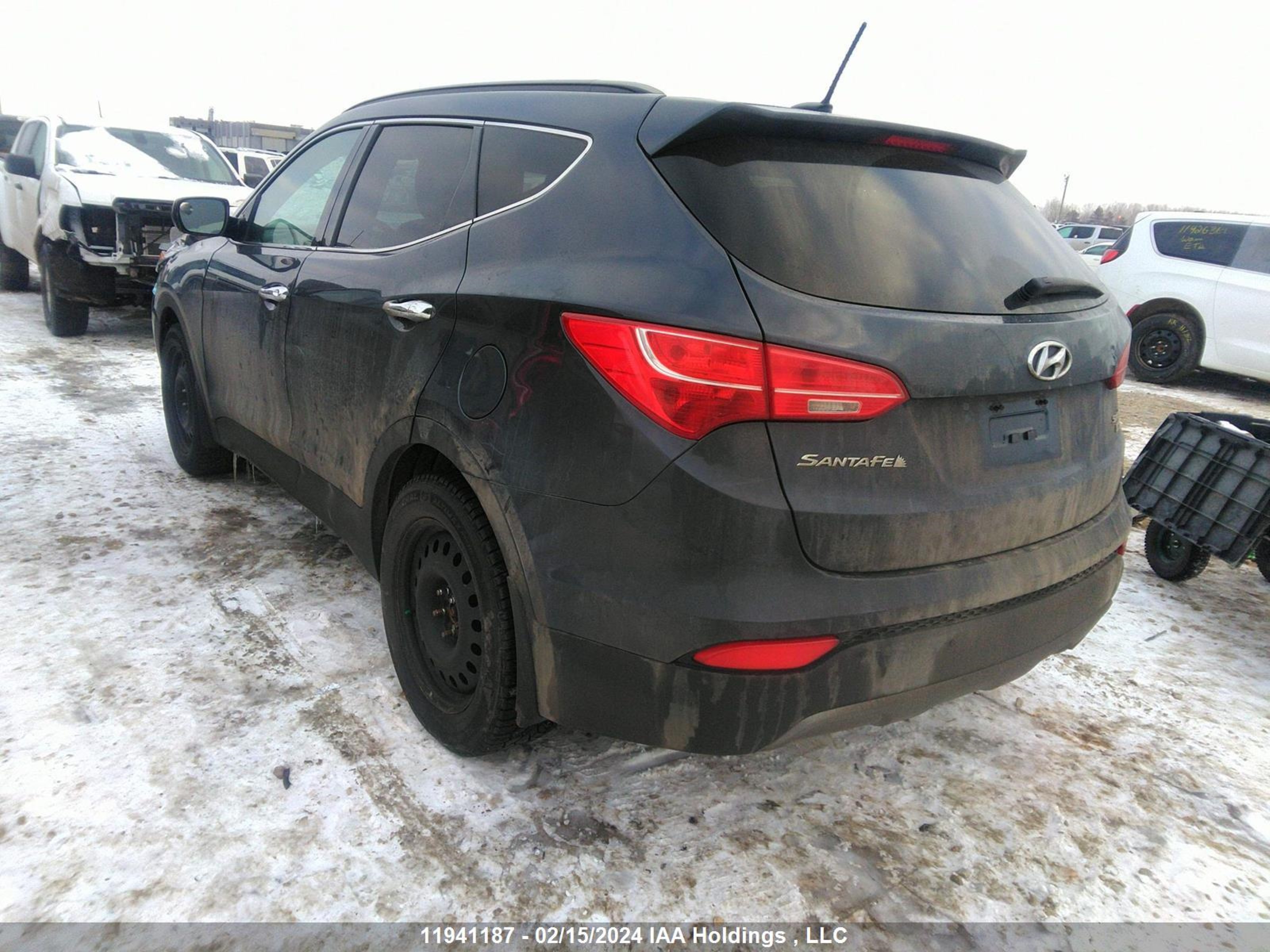 Photo 2 VIN: 5XYZUDLB6FG244352 - HYUNDAI SANTA FE 