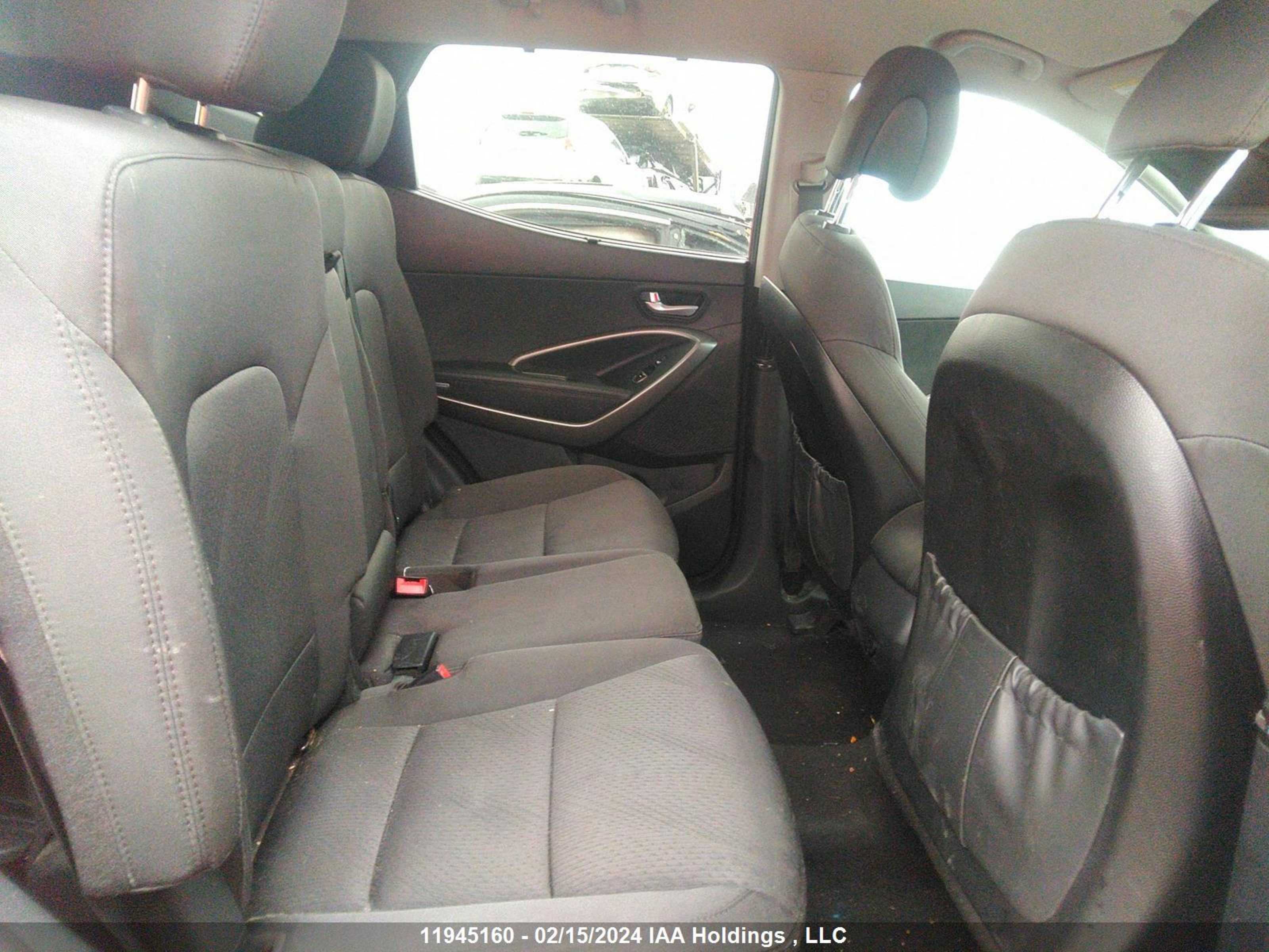 Photo 7 VIN: 5XYZUDLB6GG315762 - HYUNDAI SANTA FE 