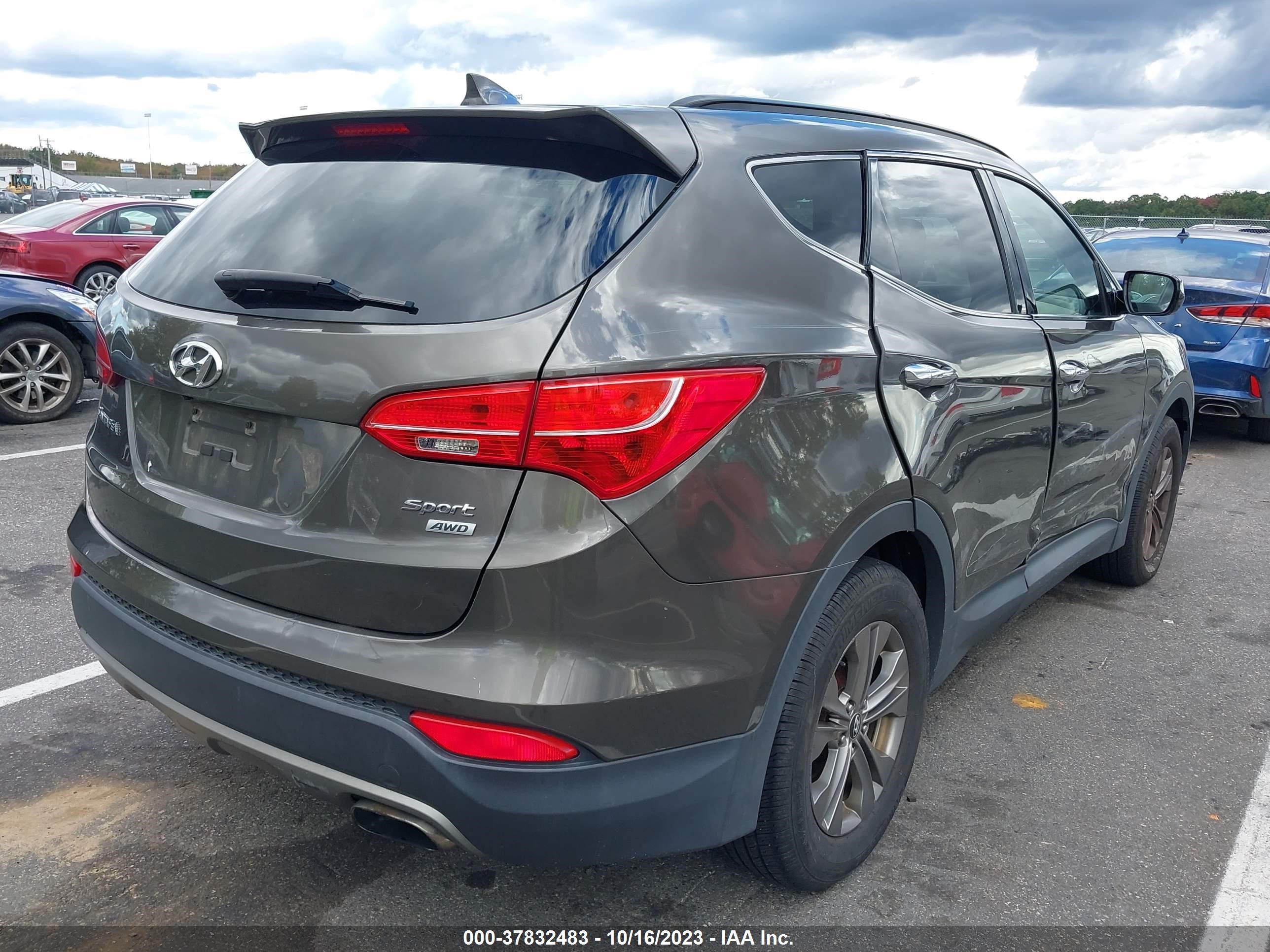 Photo 3 VIN: 5XYZUDLB7EG205235 - HYUNDAI SANTA FE 