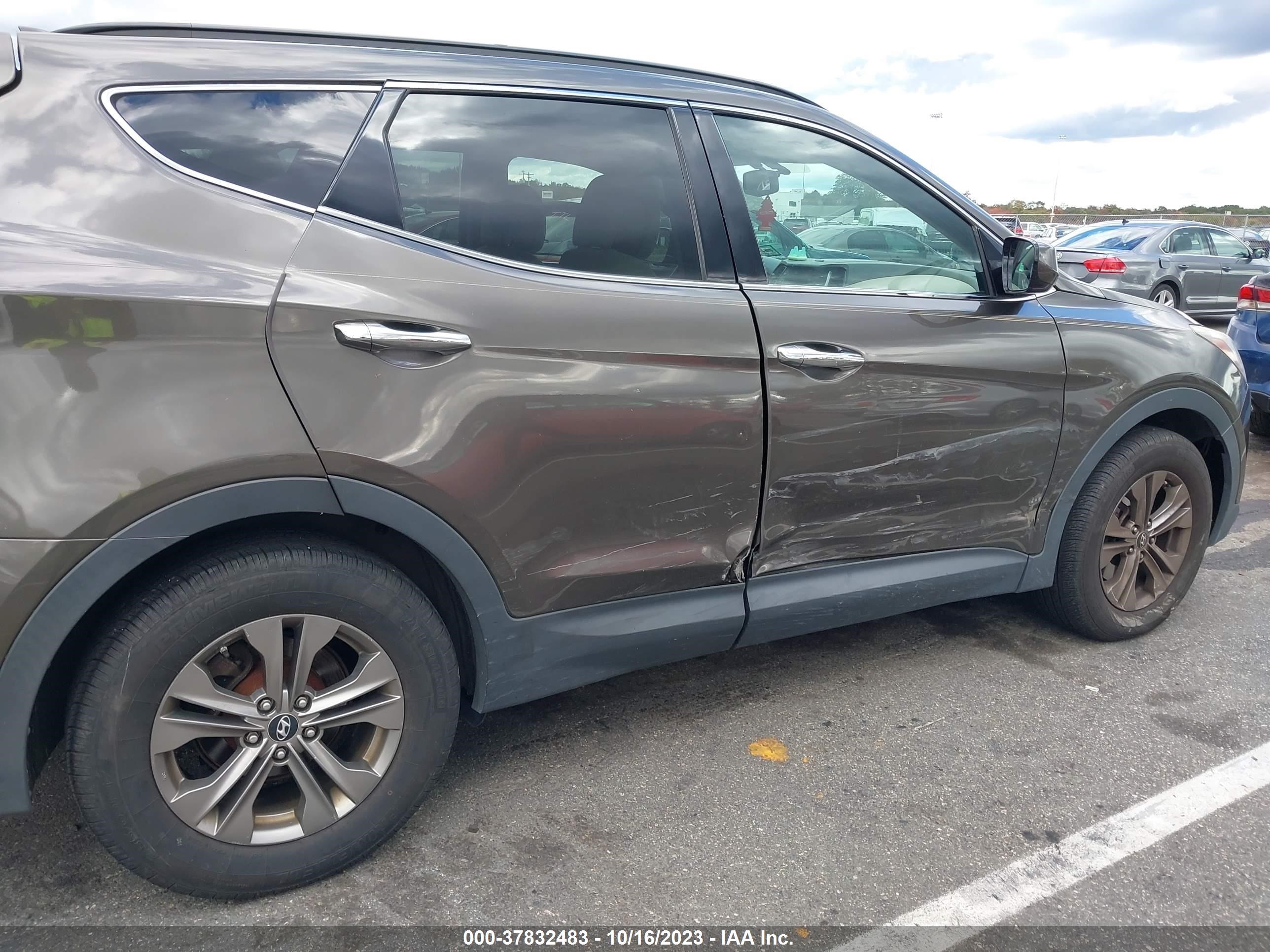 Photo 5 VIN: 5XYZUDLB7EG205235 - HYUNDAI SANTA FE 