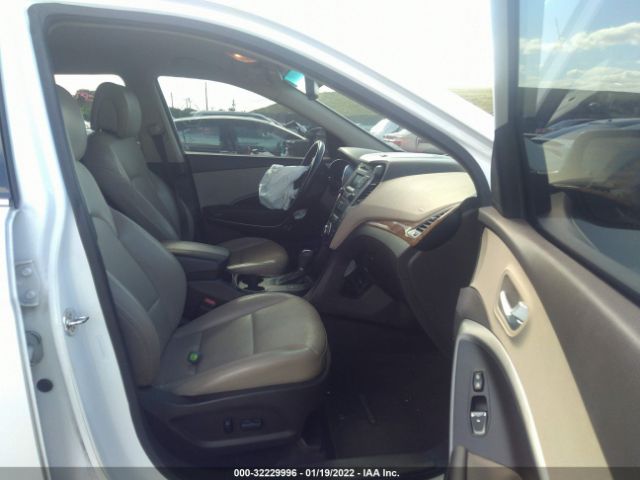 Photo 4 VIN: 5XYZUDLB8DG053898 - HYUNDAI SANTA FE 