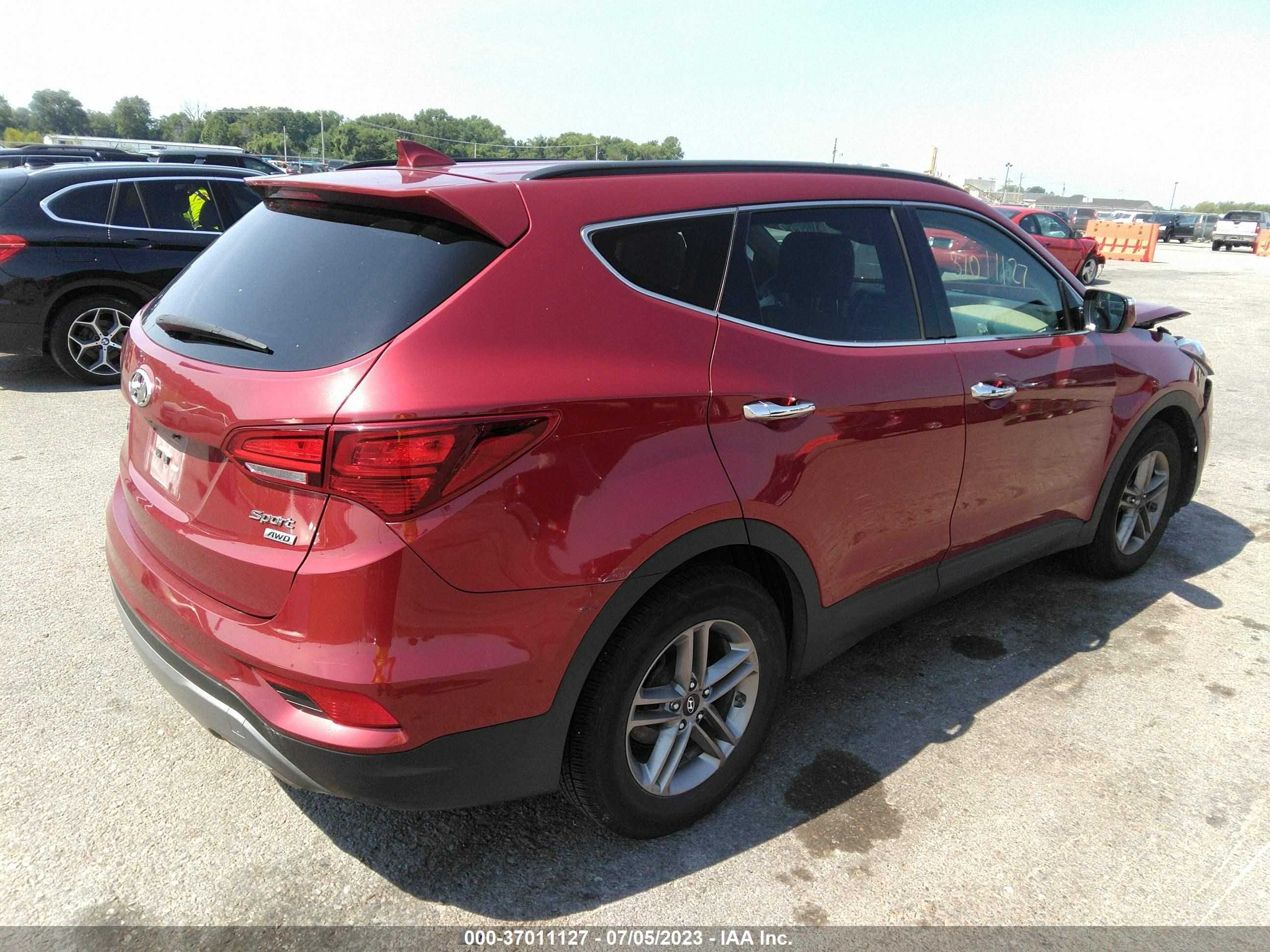 Photo 3 VIN: 5XYZUDLB8HG396331 - HYUNDAI SANTA FE 