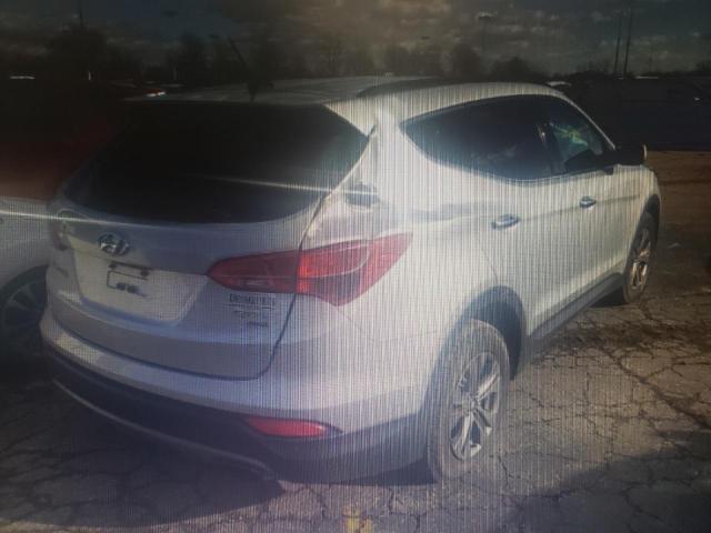 Photo 3 VIN: 5XYZUDLB9GG323452 - HYUNDAI SANTA FE S 