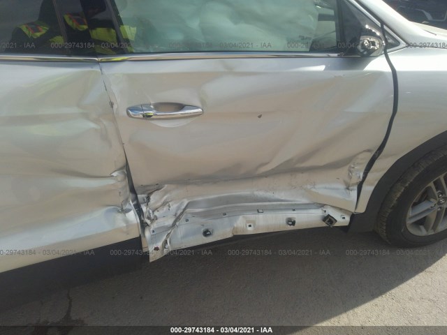 Photo 5 VIN: 5XYZUDLB9HG409314 - HYUNDAI SANTA FE SPORT 