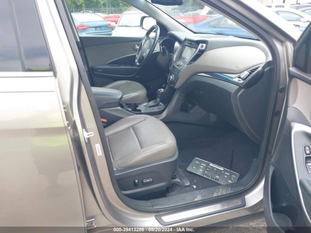 Photo 4 VIN: 5XYZUDLBXEG229853 - HYUNDAI SANTA FE SPORT 