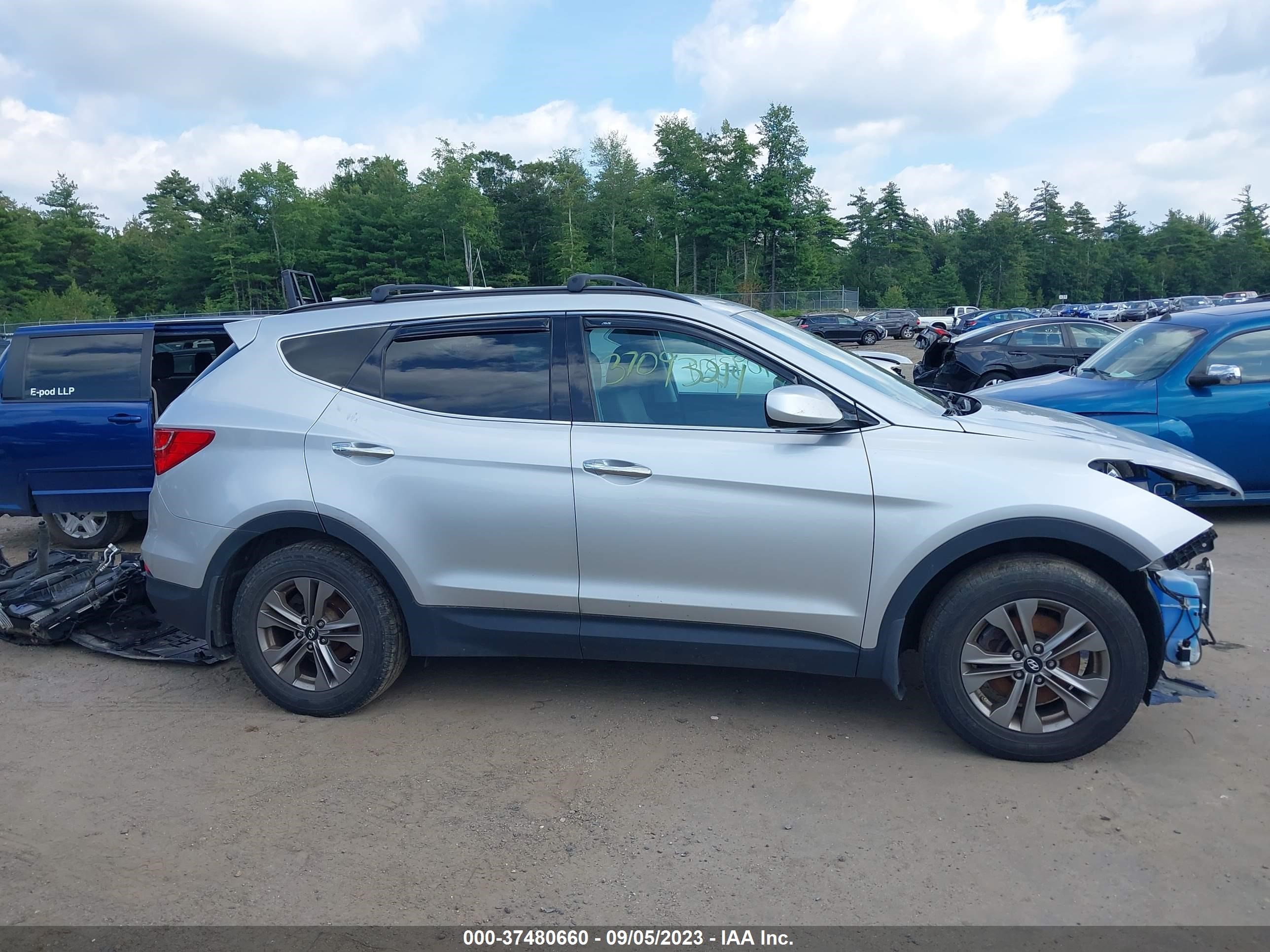 Photo 13 VIN: 5XYZUDLBXGG330409 - HYUNDAI SANTA FE 