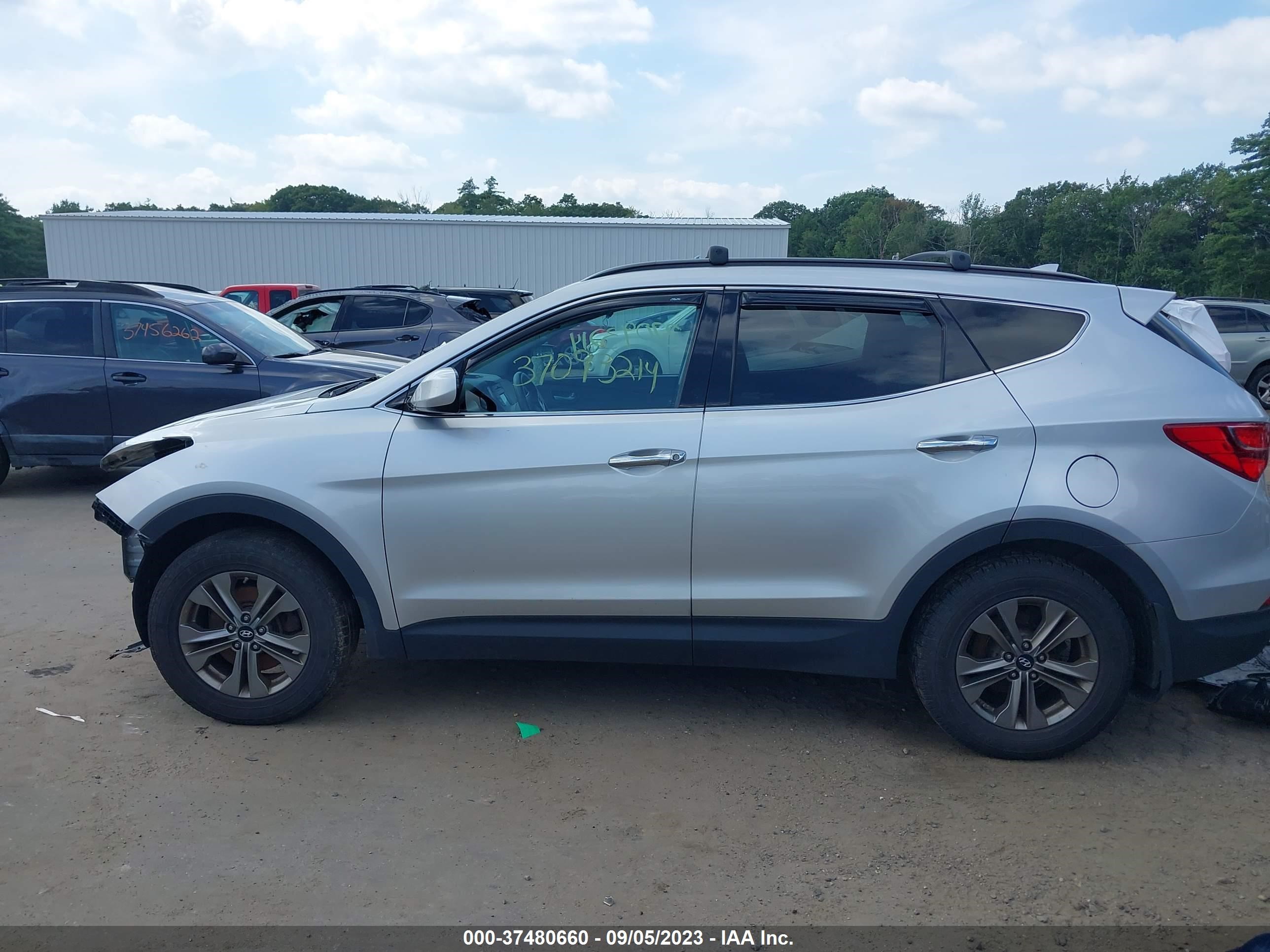 Photo 14 VIN: 5XYZUDLBXGG330409 - HYUNDAI SANTA FE 