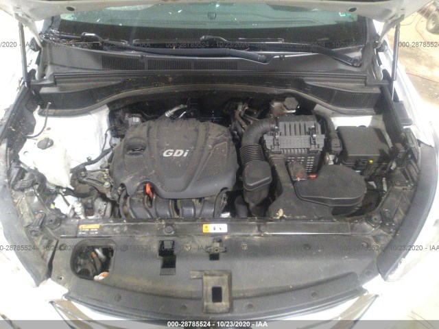 Photo 9 VIN: 5XYZUDLBXGG363720 - HYUNDAI SANTA FE SPORT 