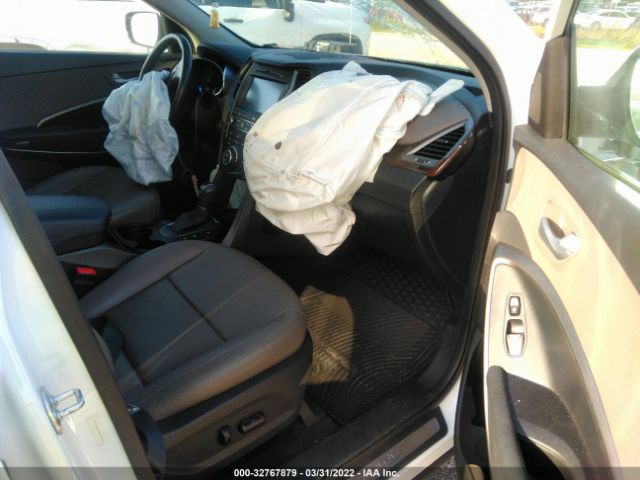 Photo 4 VIN: 5XYZWDLA0HG398348 - HYUNDAI SANTA FE 