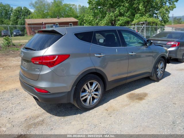 Photo 3 VIN: 5XYZWDLA1DG066641 - HYUNDAI SANTA FE SPORT 