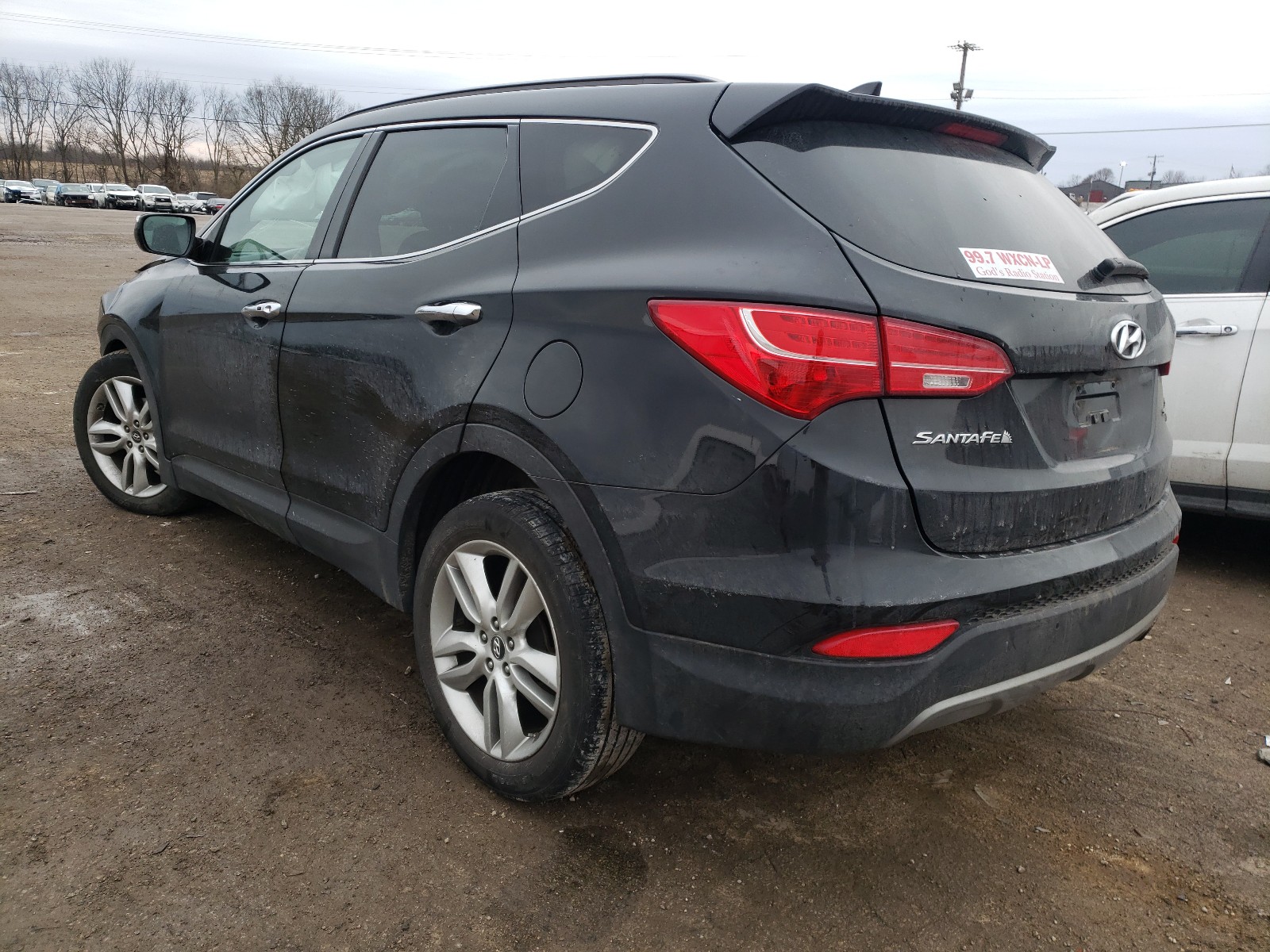 Photo 2 VIN: 5XYZWDLA4EG209888 - HYUNDAI SANTA FE S 