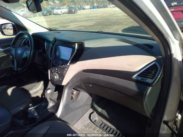 Photo 4 VIN: 5XYZWDLA8DG068676 - HYUNDAI SANTA FE 