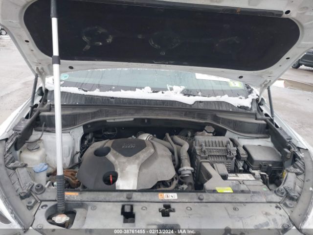 Photo 9 VIN: 5XYZWDLA8GG309026 - HYUNDAI SANTA FE SPORT 