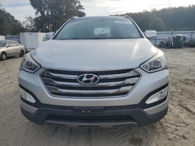 Photo 4 VIN: 5XYZWDLA9GG333125 - HYUNDAI SANTA FE S 