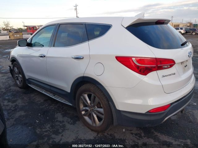 Photo 2 VIN: 5XYZWDLAXDG051426 - HYUNDAI SANTA FE 