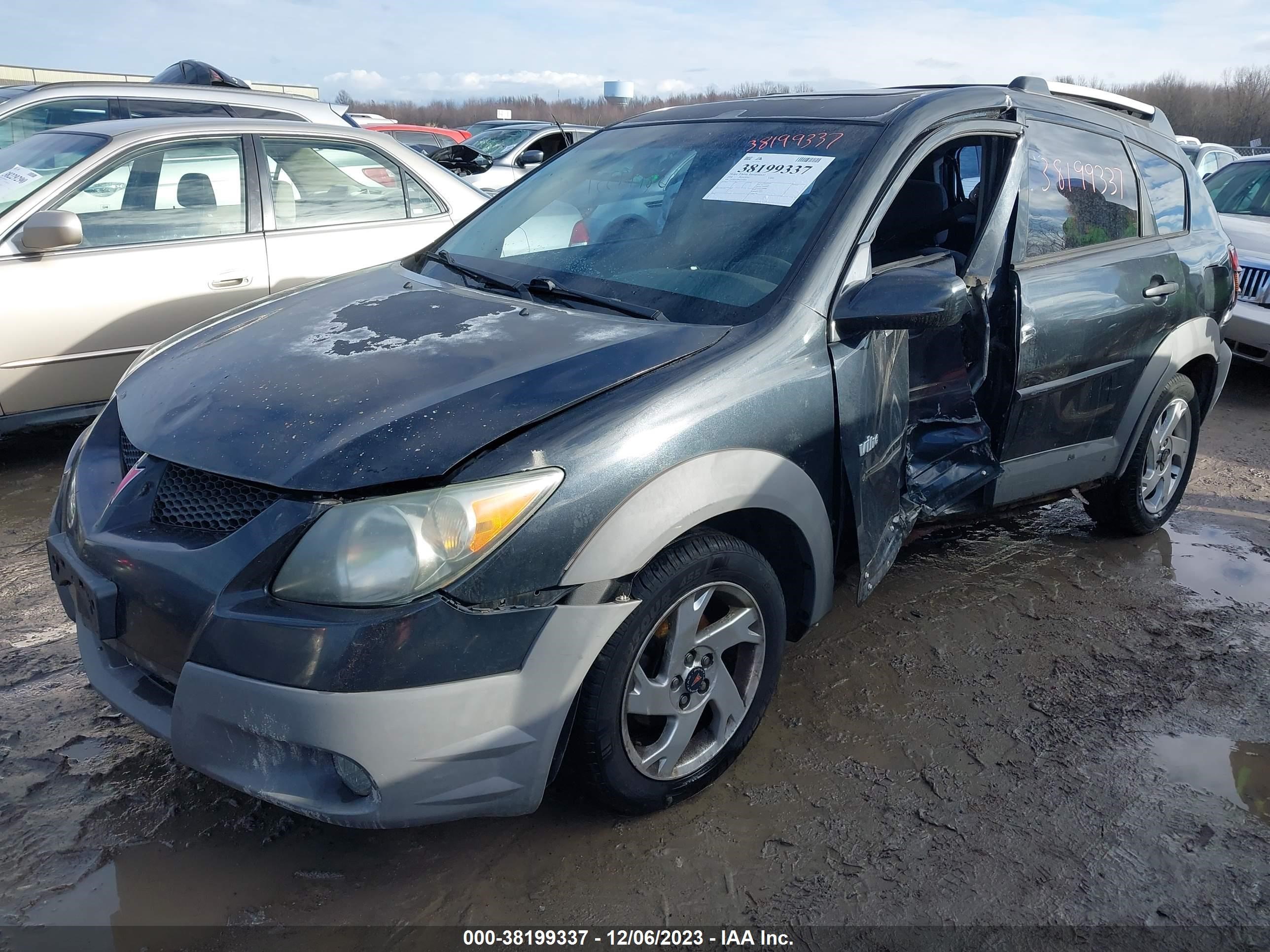 Photo 1 VIN: 5Y2SL62804Z459844 - PONTIAC VIBE 