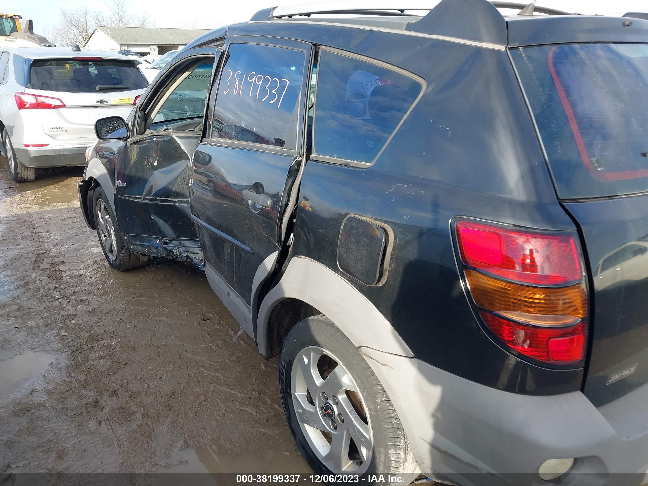 Photo 13 VIN: 5Y2SL62804Z459844 - PONTIAC VIBE 