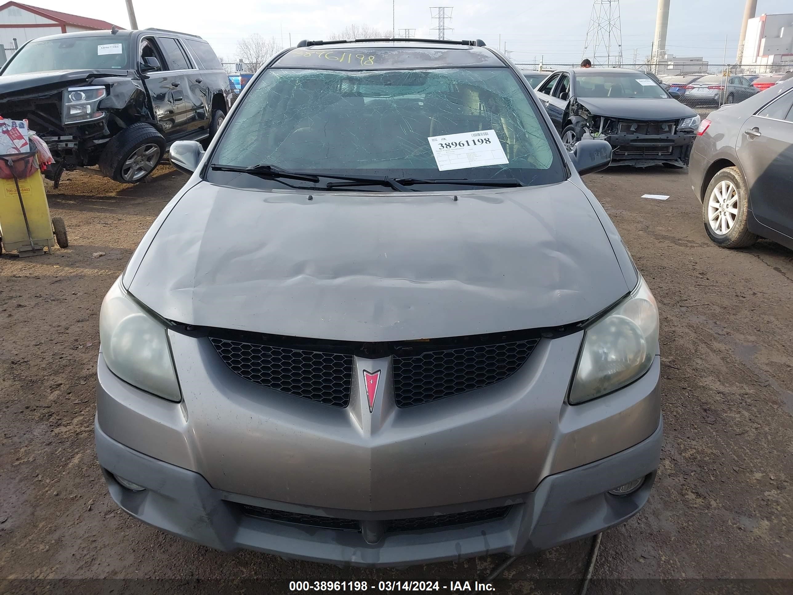 Photo 11 VIN: 5Y2SL62823Z471010 - PONTIAC VIBE 