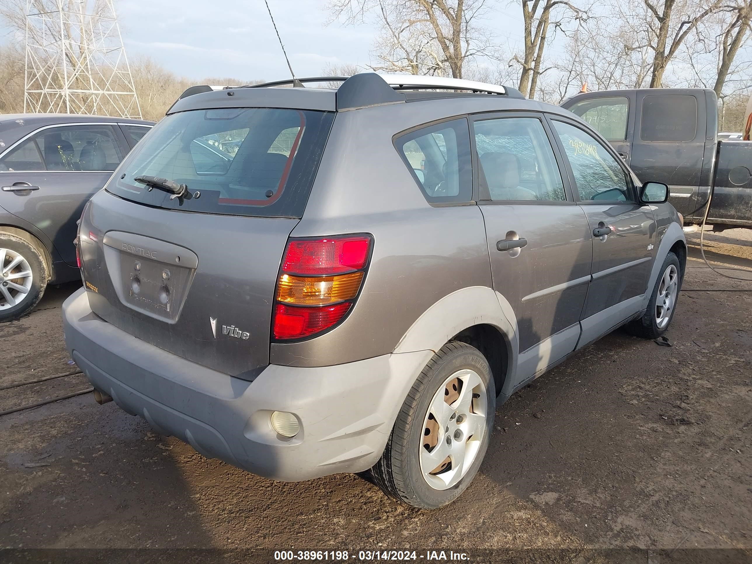 Photo 3 VIN: 5Y2SL62823Z471010 - PONTIAC VIBE 