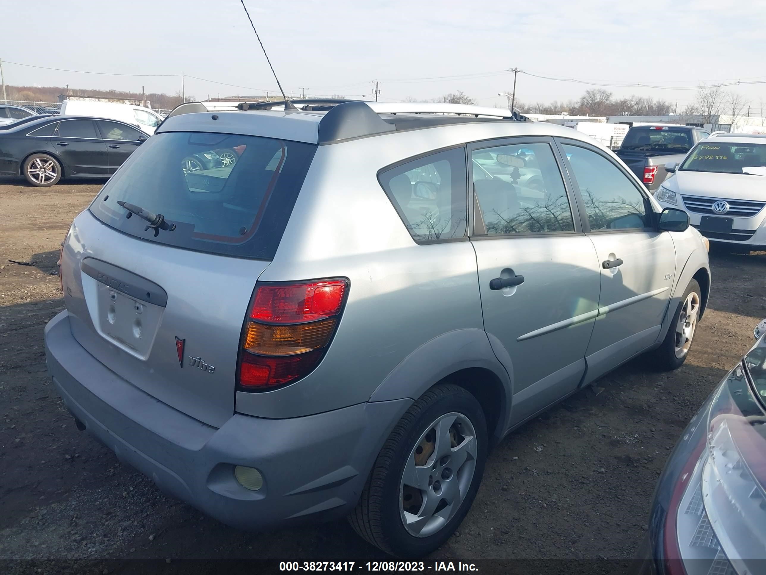 Photo 3 VIN: 5Y2SL62833Z465894 - PONTIAC VIBE 