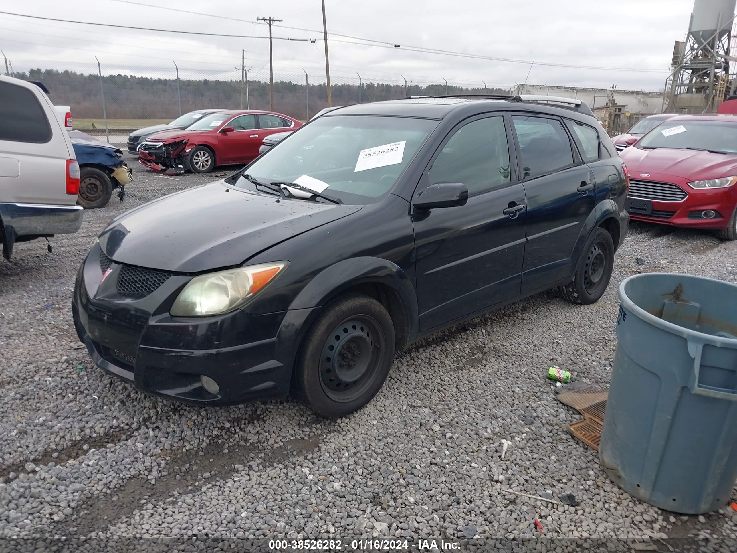 Photo 1 VIN: 5Y2SL62834Z409598 - PONTIAC VIBE 