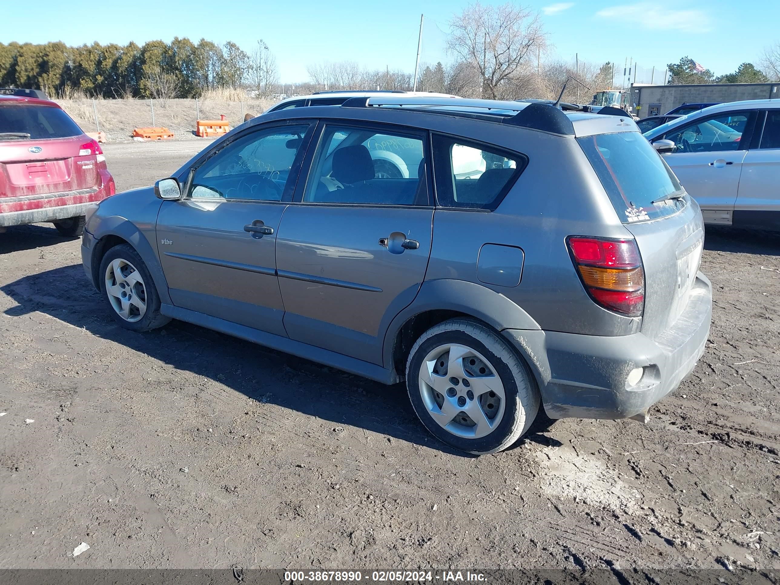 Photo 2 VIN: 5Y2SL62834Z413490 - PONTIAC VIBE 