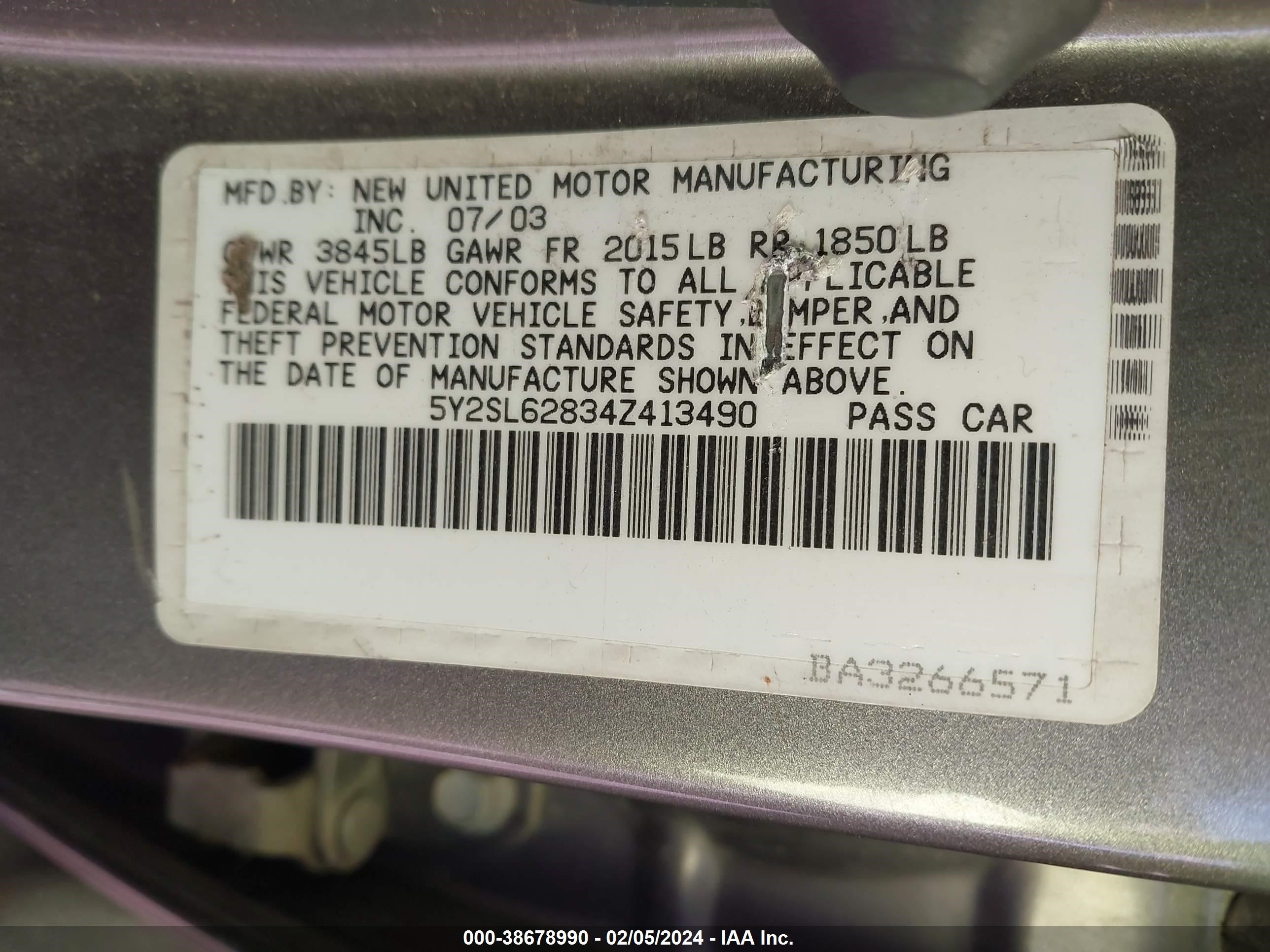 Photo 8 VIN: 5Y2SL62834Z413490 - PONTIAC VIBE 