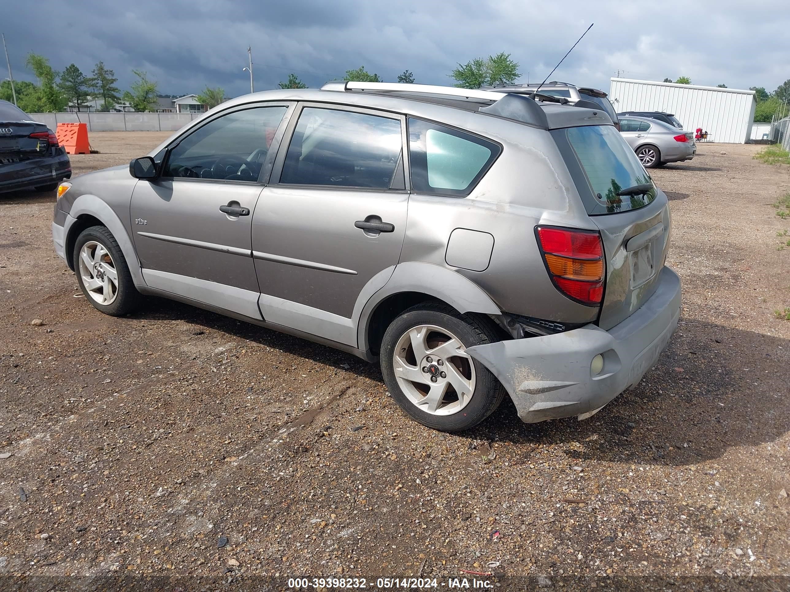 Photo 2 VIN: 5Y2SL62843Z478752 - PONTIAC VIBE 