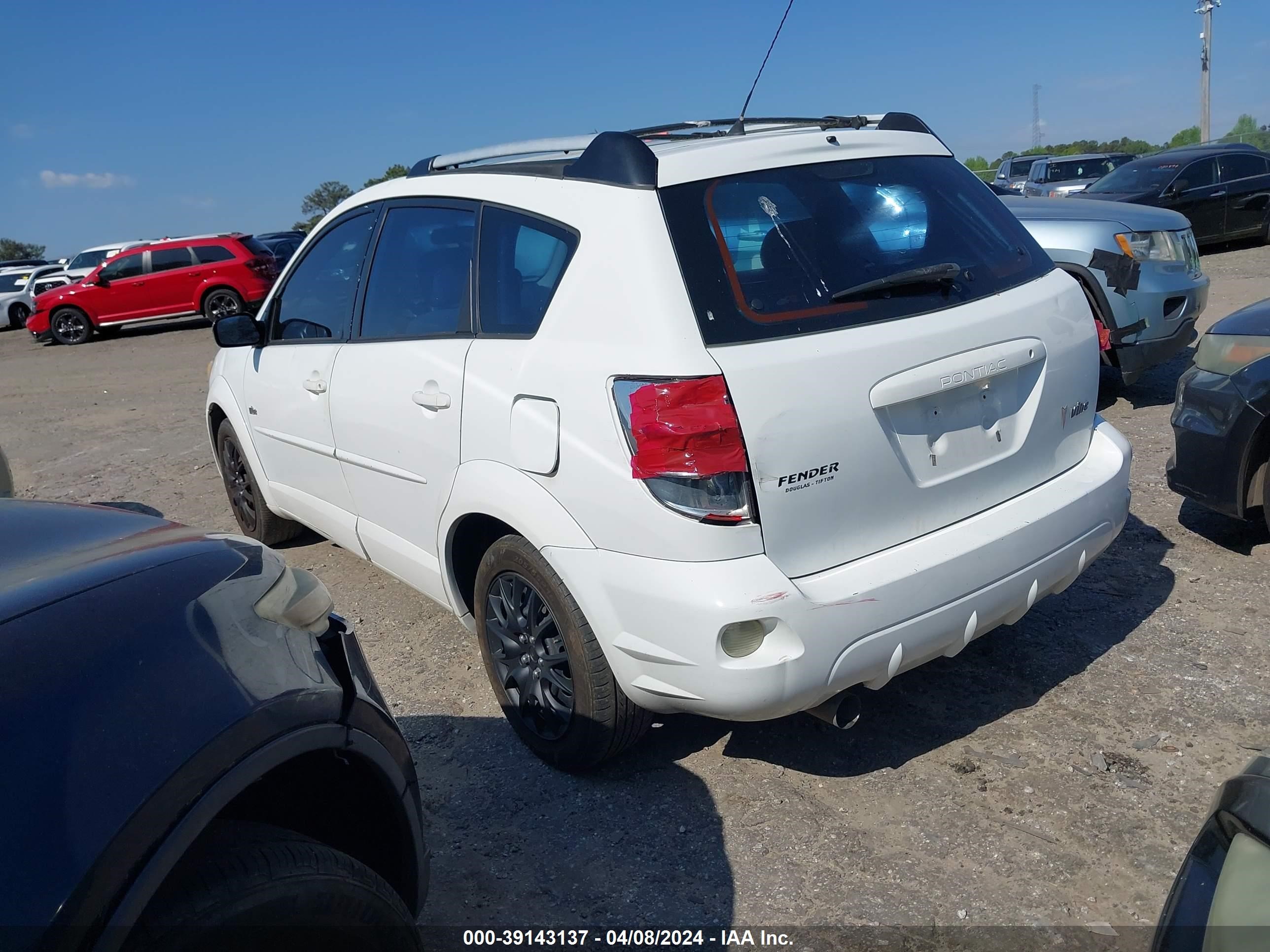 Photo 2 VIN: 5Y2SL62844Z400103 - PONTIAC VIBE 