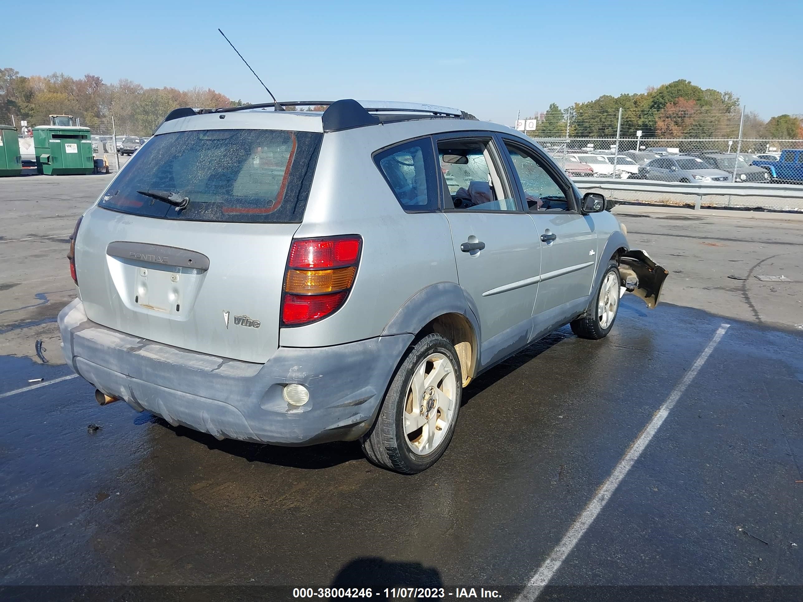 Photo 3 VIN: 5Y2SL62853Z446361 - PONTIAC VIBE 